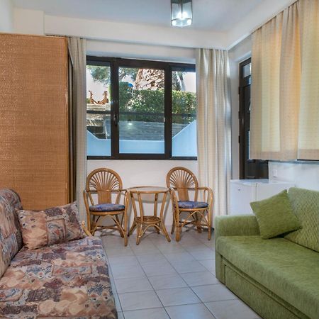 Pyrgos Hotel オウランオウポリ 部屋 写真