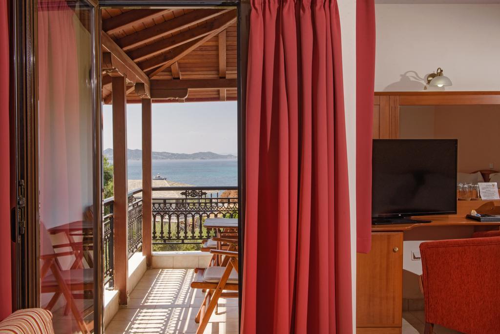 Pyrgos Hotel オウランオウポリ エクステリア 写真