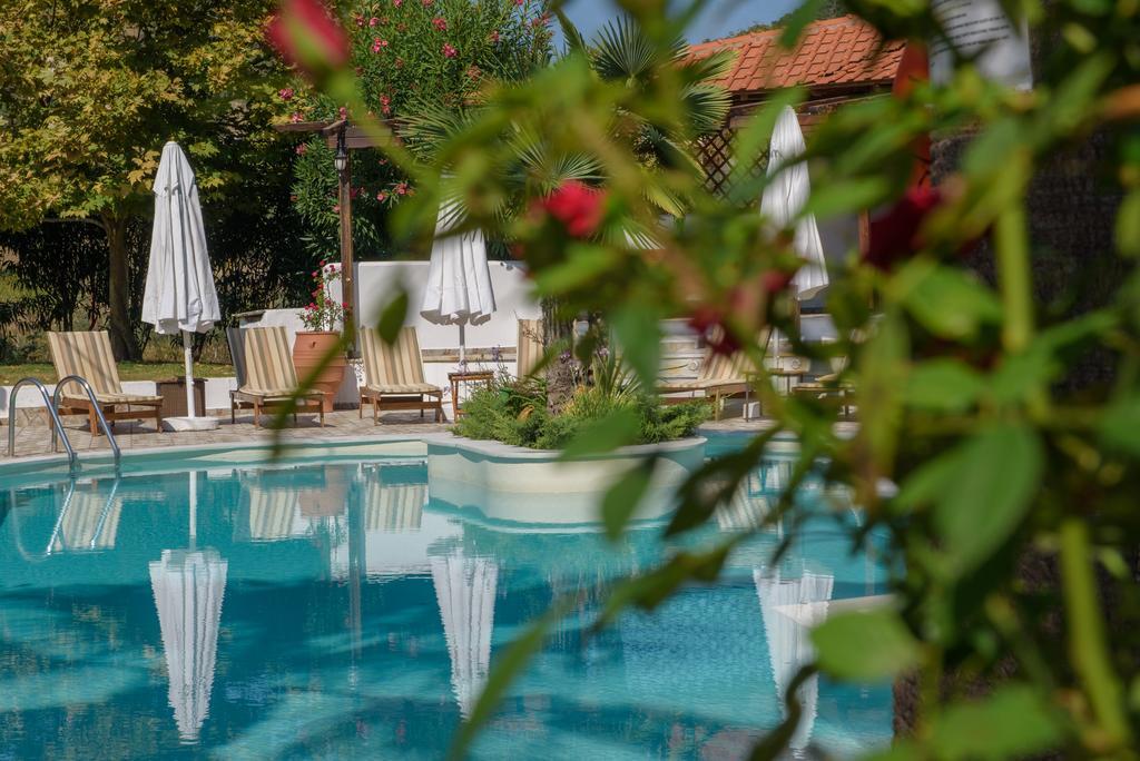 Pyrgos Hotel オウランオウポリ エクステリア 写真