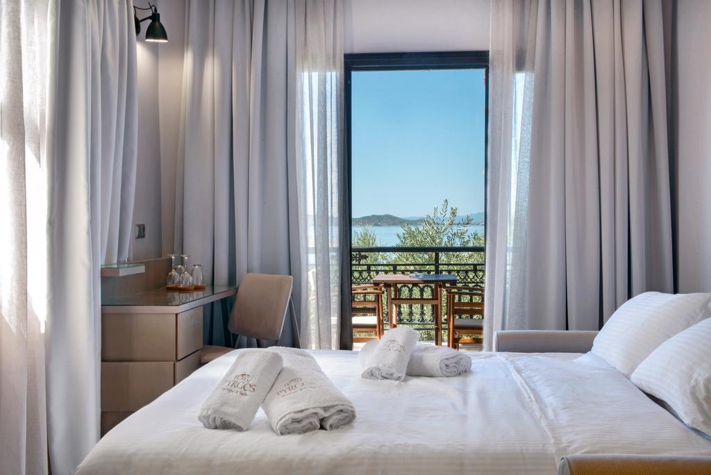 Pyrgos Hotel オウランオウポリ エクステリア 写真