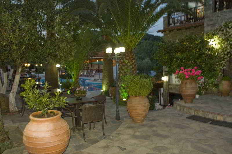 Pyrgos Hotel オウランオウポリ エクステリア 写真