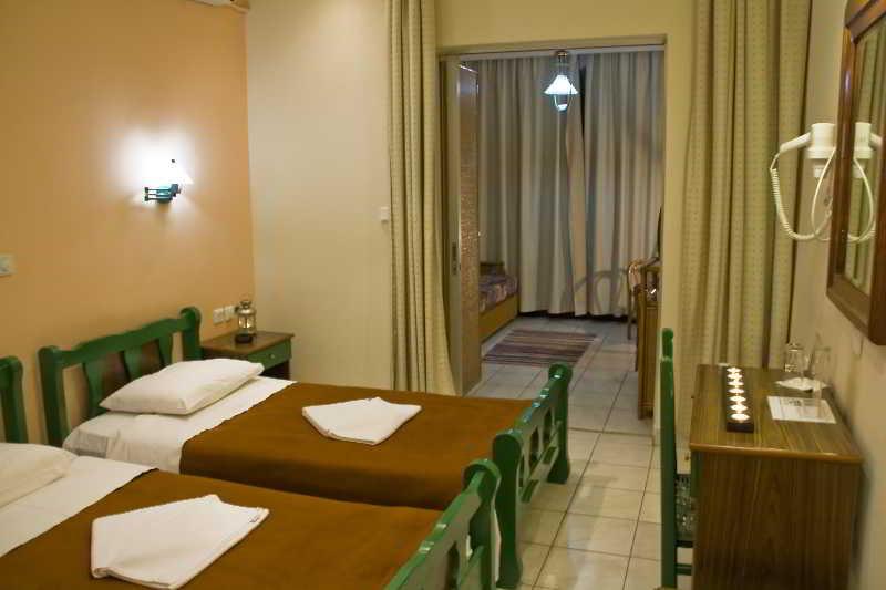 Pyrgos Hotel オウランオウポリ エクステリア 写真