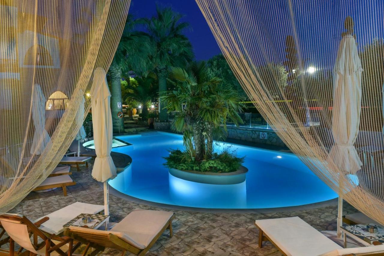 Pyrgos Hotel オウランオウポリ エクステリア 写真