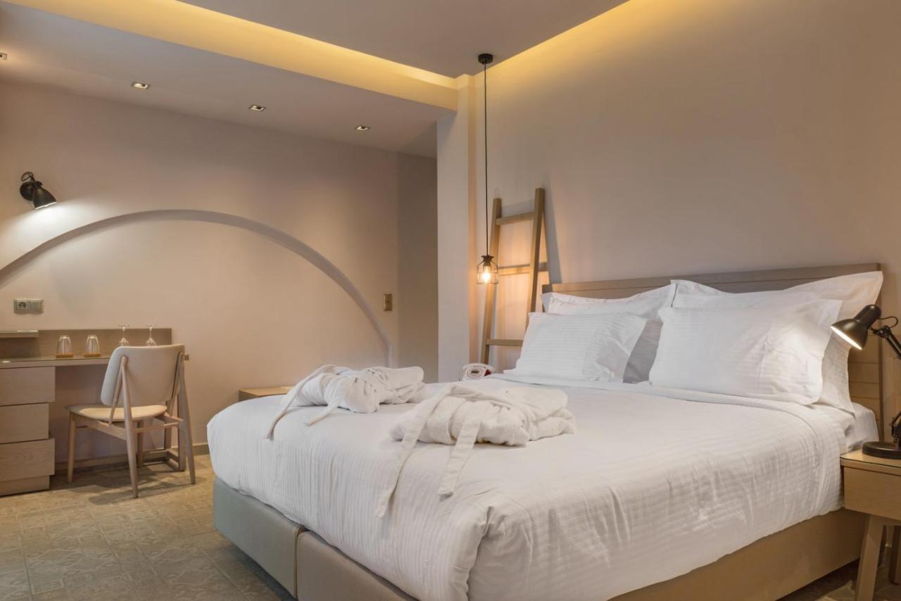 Pyrgos Hotel オウランオウポリ エクステリア 写真